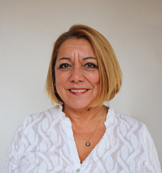 Maggie Jones
